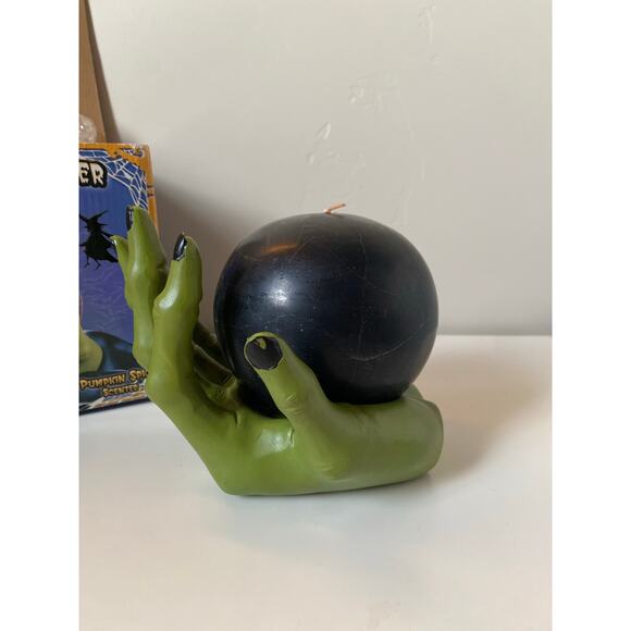 Vintage Spooky Lites Witch Hand Holder With Scented Pumpkin Spice Candle- New - Picture 5 of 7